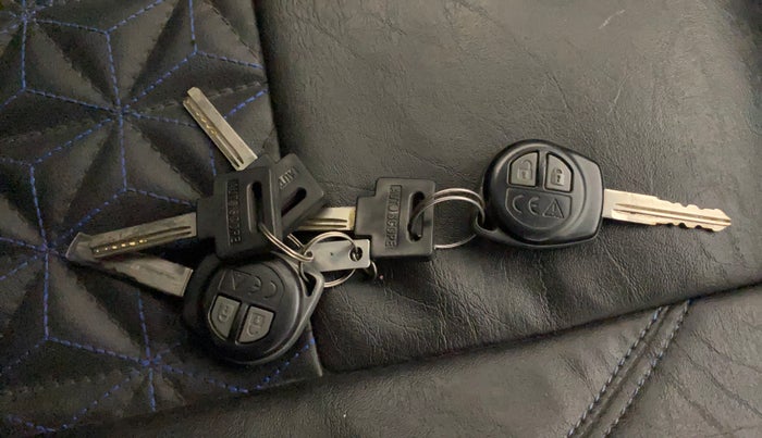 2021 Maruti Baleno DELTA PETROL 1.2, Petrol, Manual, 38,859 km, Key Close Up