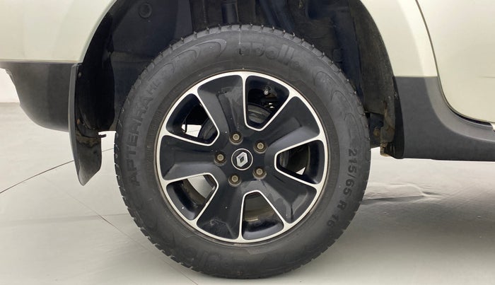 2018 Renault Duster RXS CVT 106 PS, Petrol, Automatic, 40,128 km, Right Rear Wheel