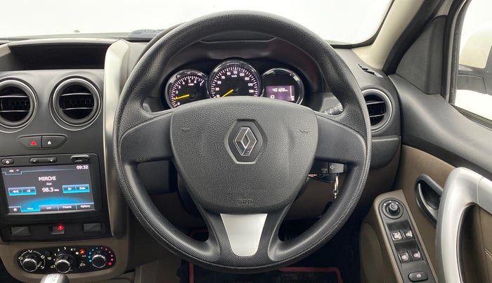 2018 Renault Duster RXS CVT 106 PS, Petrol, Automatic, 40,128 km, Steering Wheel Close Up