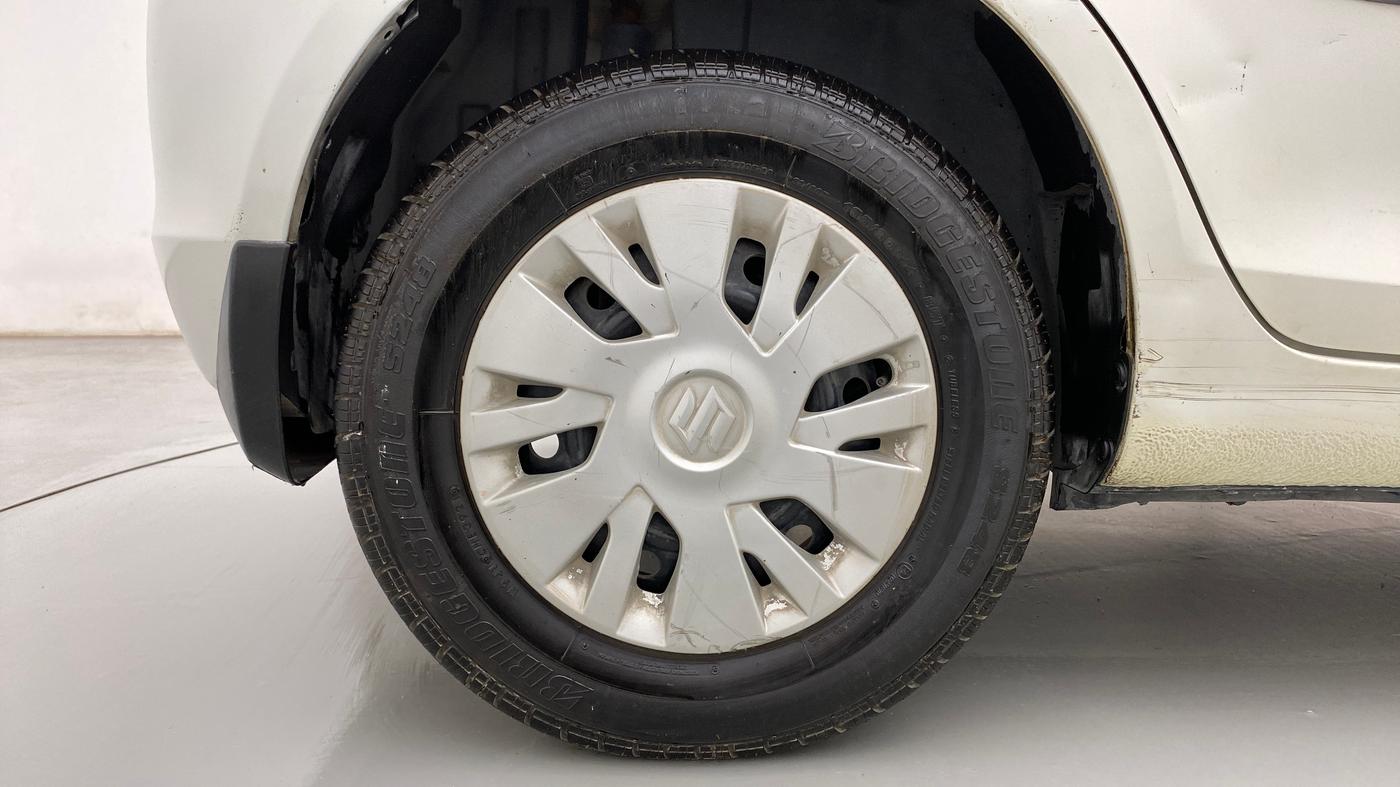 2012 Maruti Swift VXI, Petrol, Manual, 39,044 km, Right Rear Wheel