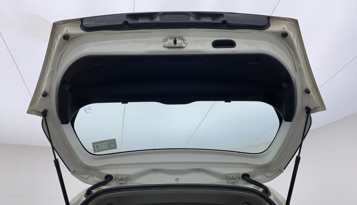 2012 Maruti Swift VXI, Petrol, Manual, 39,044 km, Boot Door Open