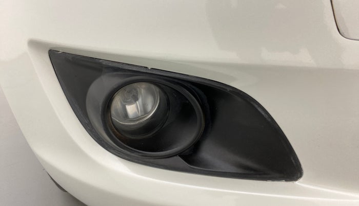 2012 Maruti Swift VXI, Petrol, Manual, 39,044 km, Right fog light - Not working