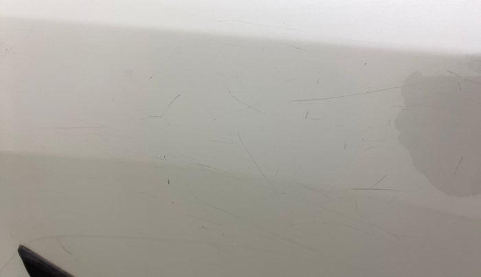2012 Maruti Swift VXI, Petrol, Manual, 39,044 km, Right rear door - Minor scratches