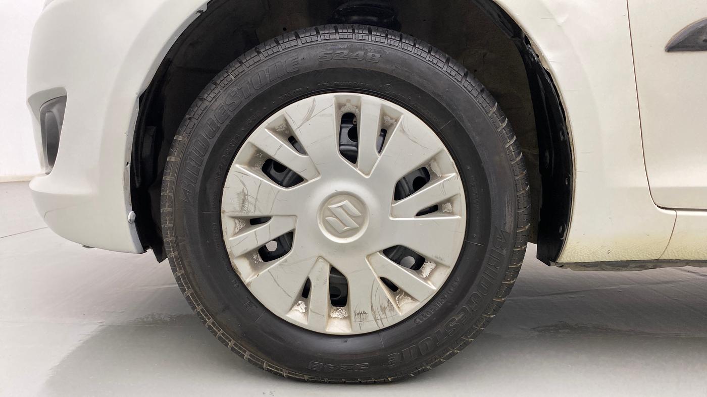 2012 Maruti Swift VXI, Petrol, Manual, 39,044 km, Left Front Wheel