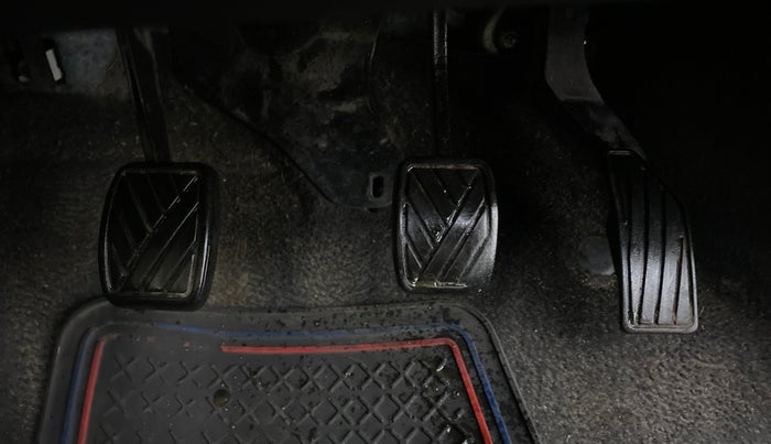 2012 Maruti Swift VXI, Petrol, Manual, 39,044 km, Pedals
