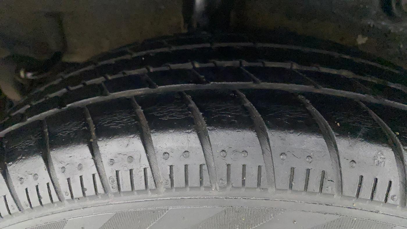 2019 Maruti Celerio ZXI, Petrol, Manual, 43,095 km, Right Rear Tyre Tread