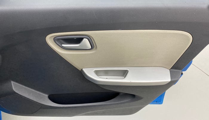 2017 Maruti Alto K10 VXI (O) AMT, Petrol, Automatic, 33,210 km, Driver Side Door Panels Control