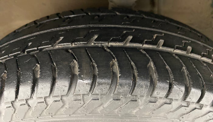 2017 Maruti Alto K10 VXI (O) AMT, Petrol, Automatic, 33,210 km, Left Front Tyre Tread