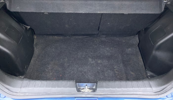 2017 Maruti Baleno DELTA 1.2 K12, Petrol, Manual, 62,954 km, Boot Inside View