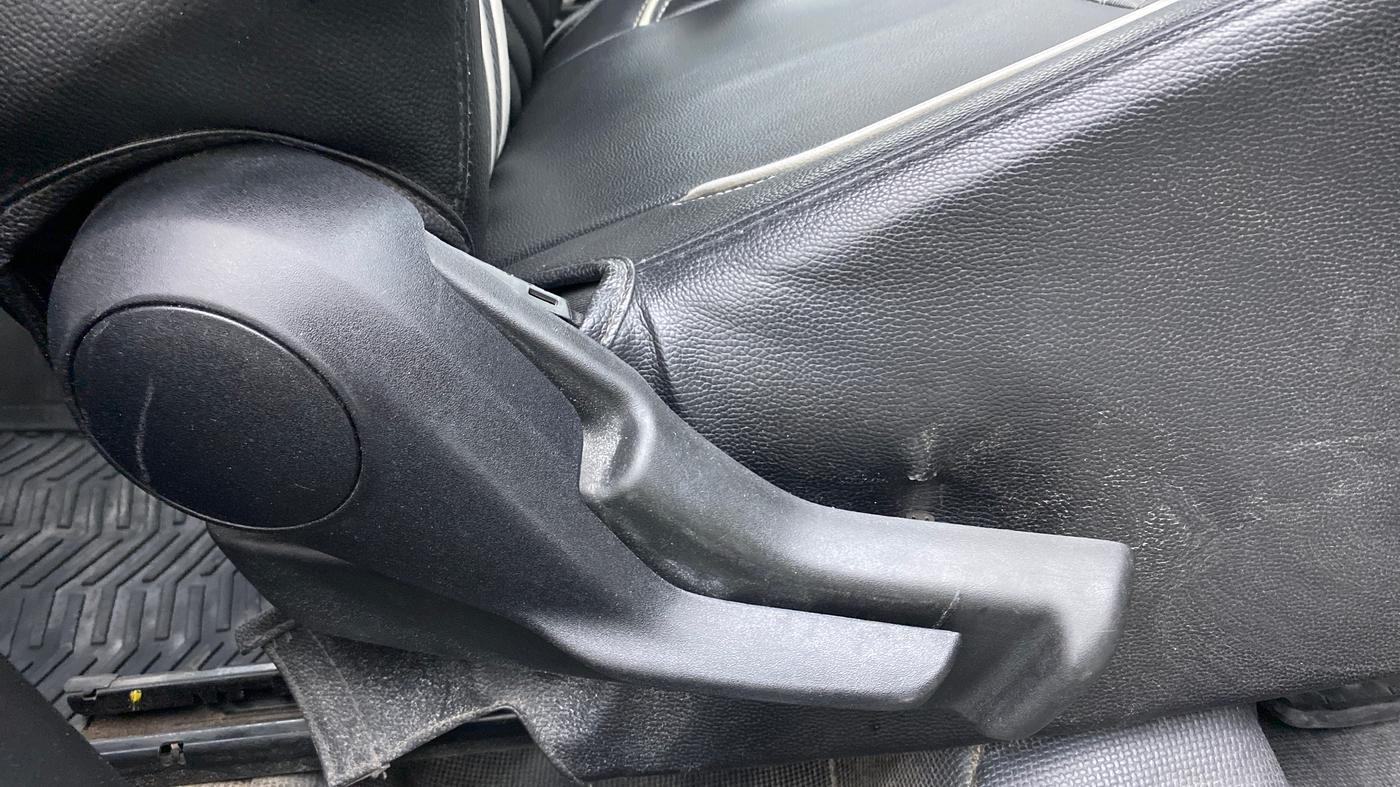 2019 Maruti IGNIS DELTA 1.2, Petrol, Manual, 51,426 km, Driver Side Adjustment Panel
