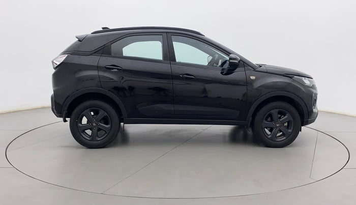 2022 Tata NEXON XZA PLUS (O) DIESEL DARK EDITION, Diesel, Automatic, 29,577 km, Right Side View