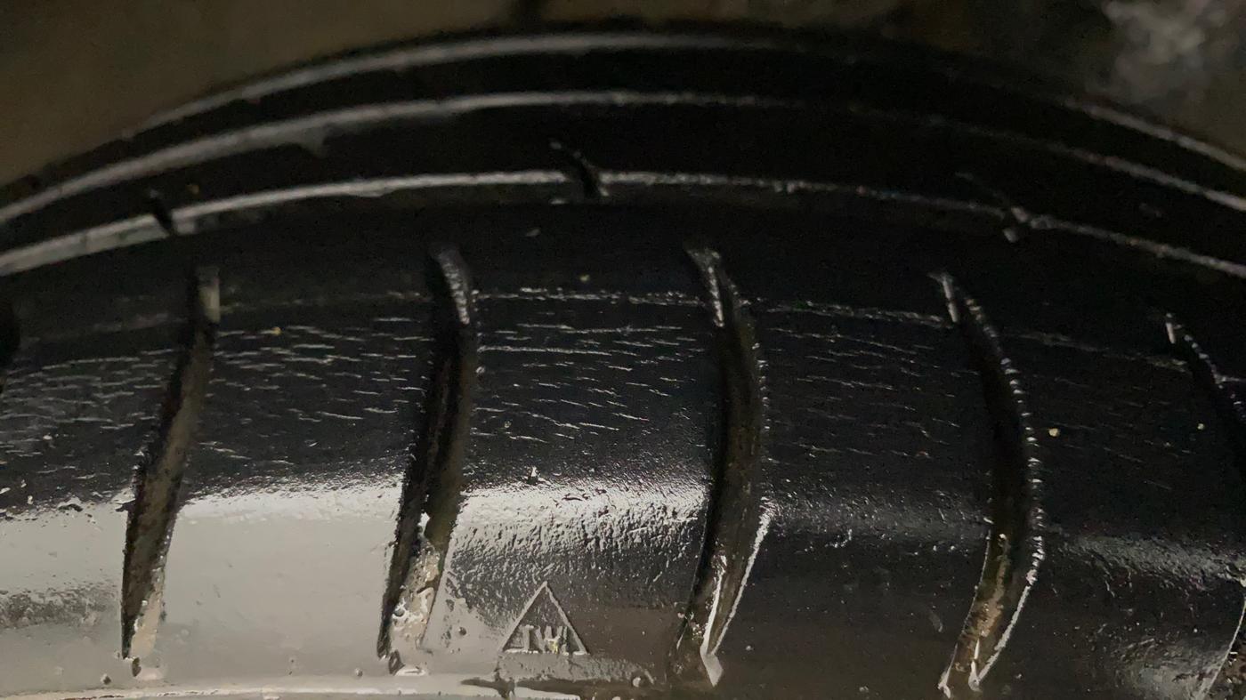 2015 Maruti Alto K10 VXI, Petrol, Manual, 58,319 km, Right Front Tyre Tread