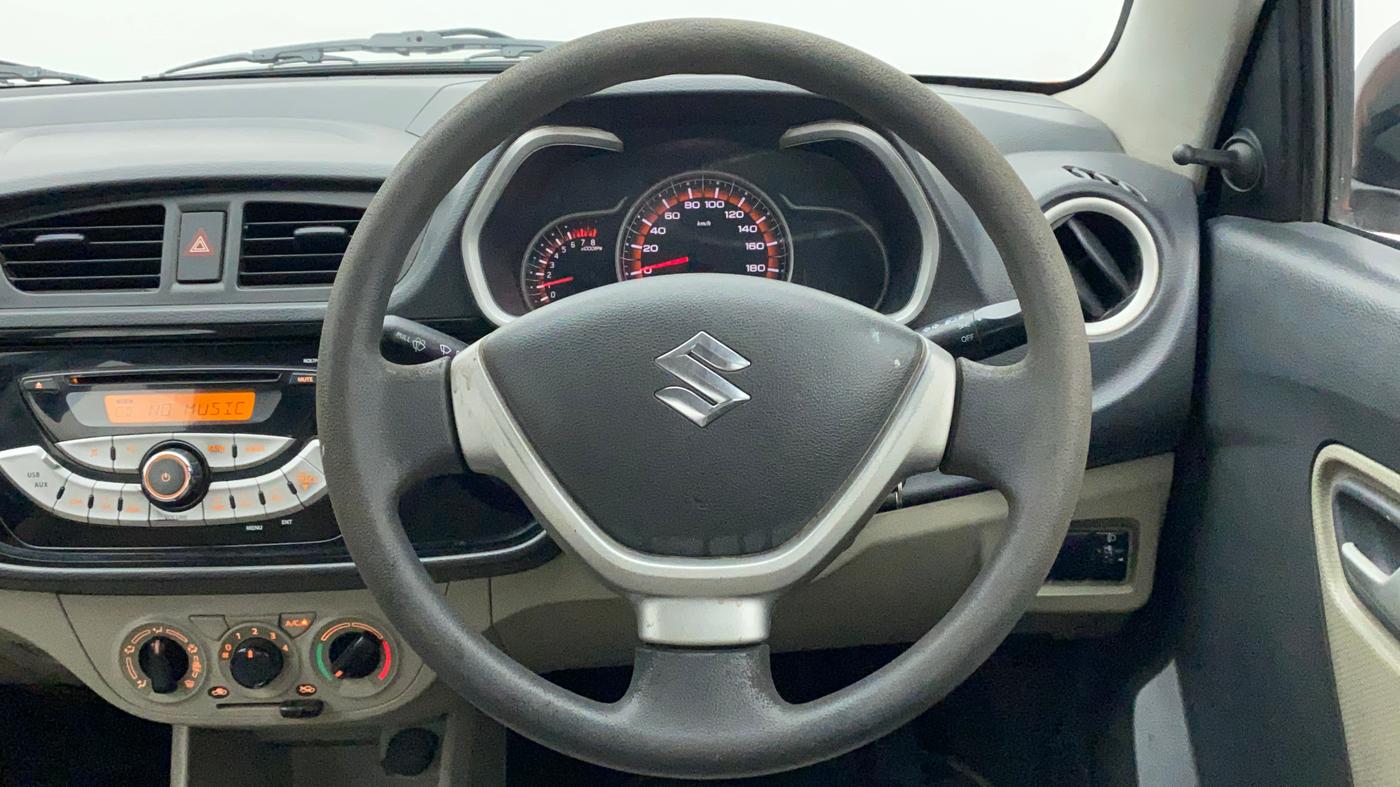 2015 Maruti Alto K10 VXI, Petrol, Manual, 58,319 km, Steering Wheel Close Up