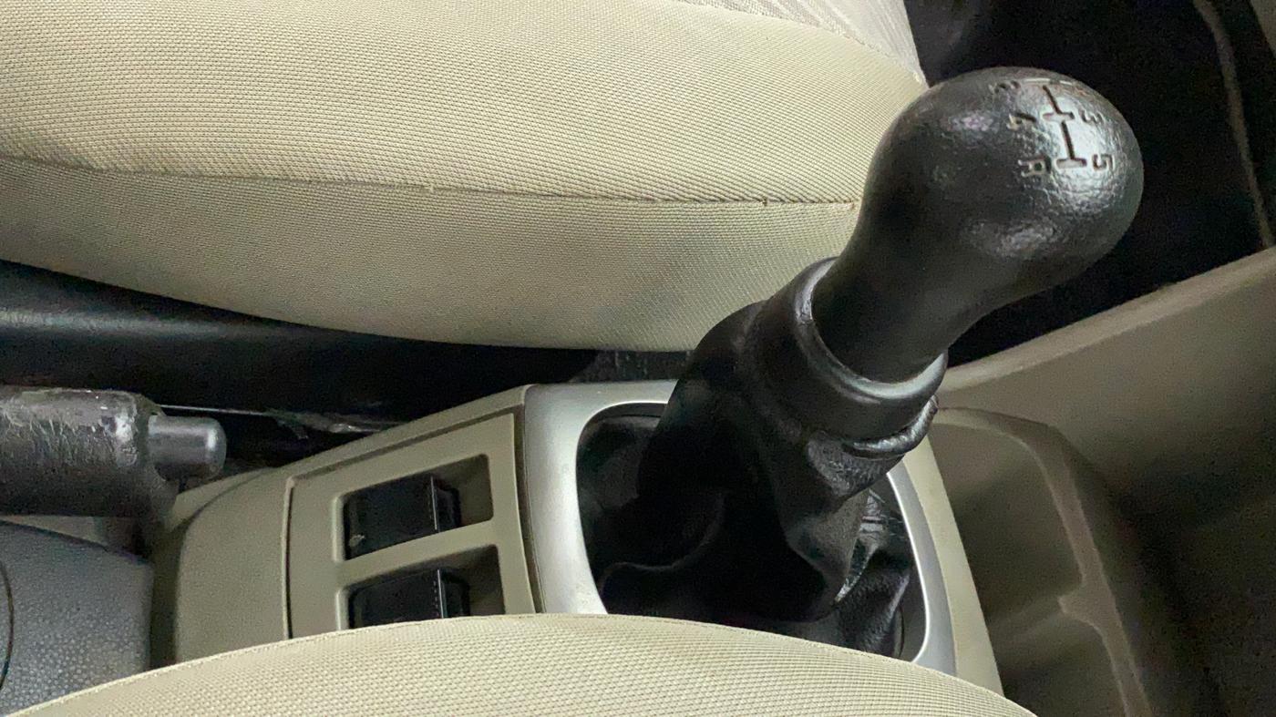 2015 Maruti Alto K10 VXI, Petrol, Manual, 58,319 km, Gear Lever