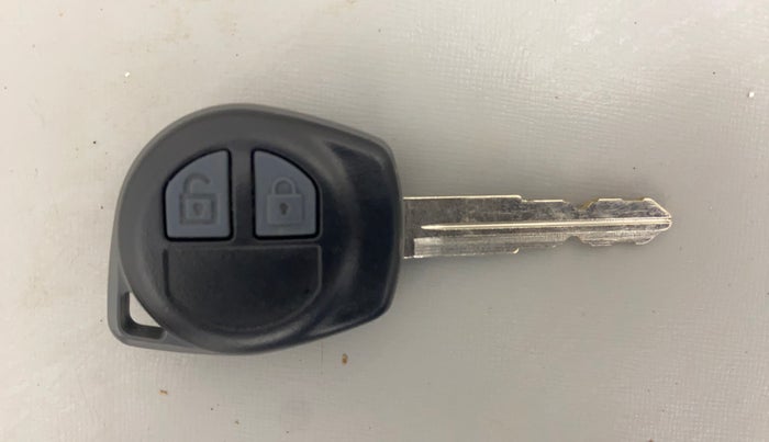 2012 Maruti Swift VXI, Petrol, Manual, 1,17,179 km, Key Close Up