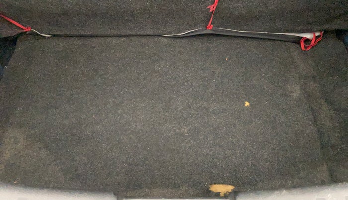 2012 Maruti Swift VXI, Petrol, Manual, 1,17,179 km, Boot Inside