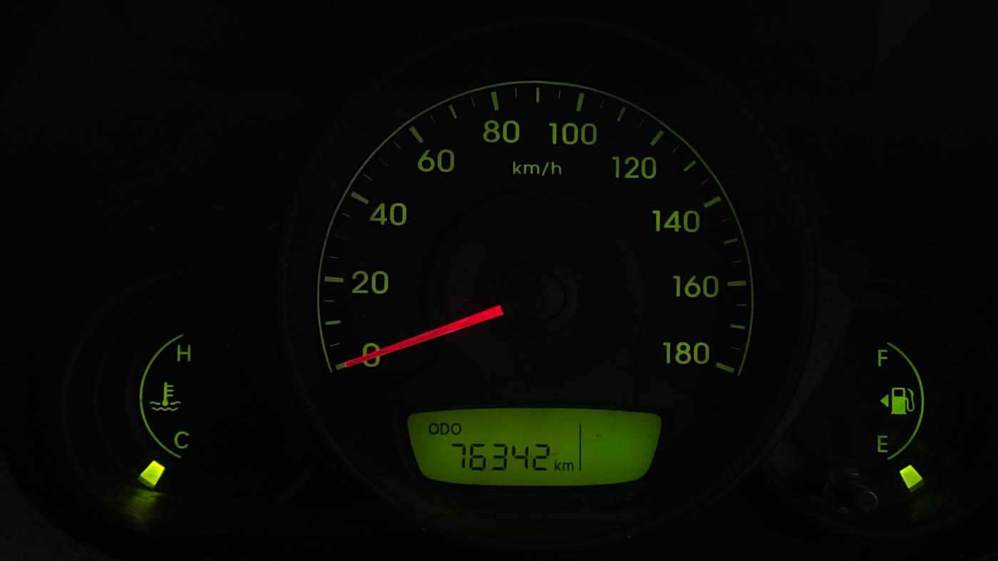 2017 Hyundai Eon MAGNA +, Petrol, Manual, 76,339 km, Odometer Image