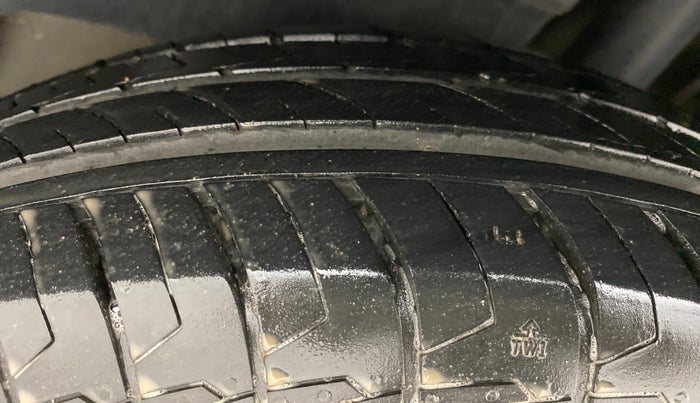 2020 Maruti Dzire VXI, Petrol, Manual, 10,656 km, Left Rear Tyre Tread