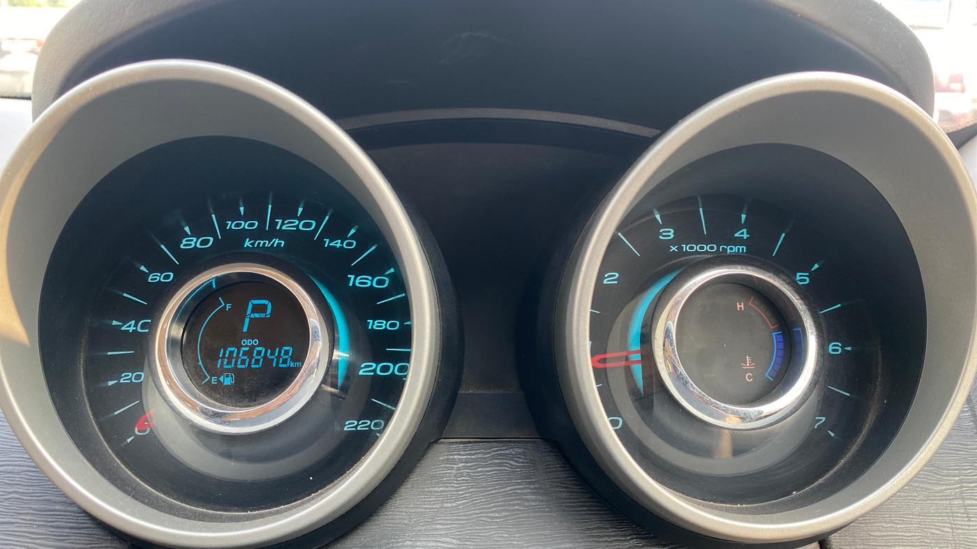 2017 Mahindra XUV500 W10 AT 1.99, Diesel, Automatic, 1,06,848 km, Odometer Image