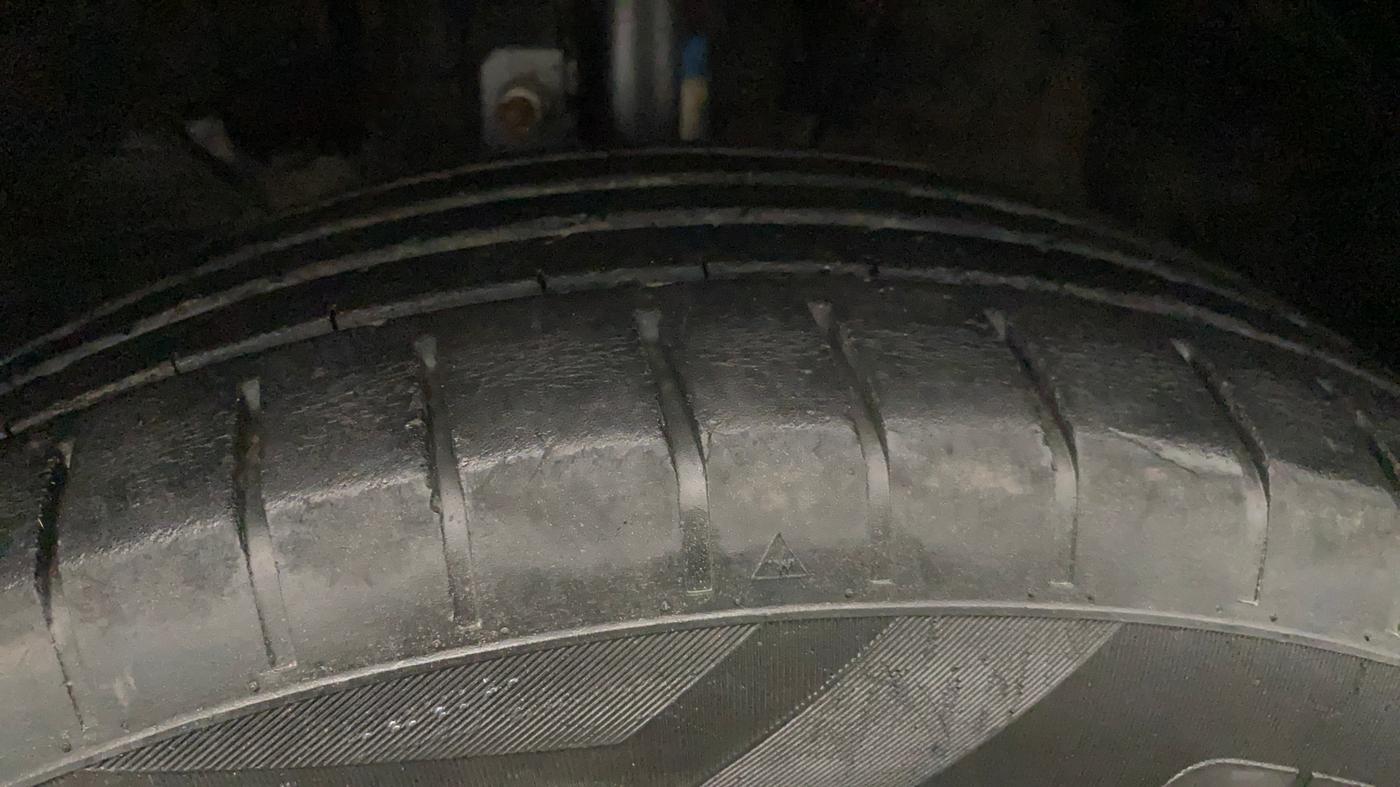 2023 Maruti Baleno DELTA PETROL 1.2, Petrol, Manual, 57,506 km, Left Front Tyre Tread