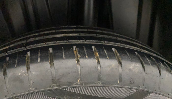 2023 Maruti Baleno DELTA PETROL 1.2, Petrol, Manual, 57,506 km, Left Rear Tyre Tread