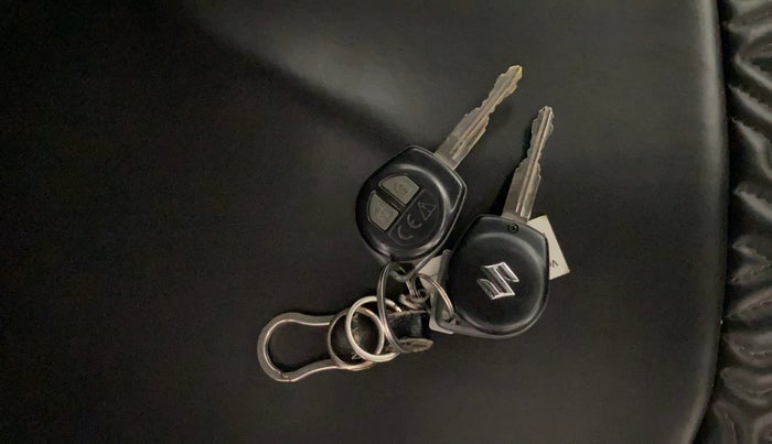 2023 Maruti Baleno DELTA PETROL 1.2, Petrol, Manual, 57,506 km, Key Close Up