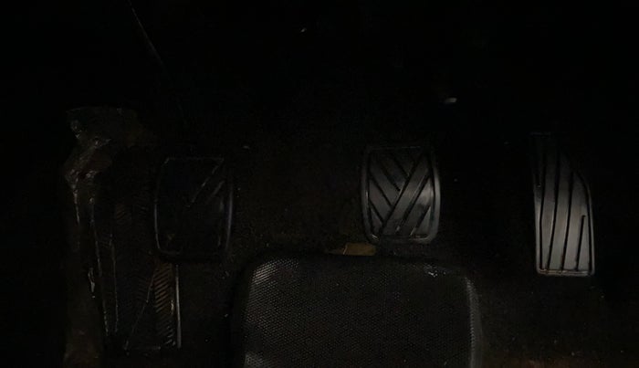 2023 Maruti Baleno DELTA PETROL 1.2, Petrol, Manual, 57,506 km, Pedals