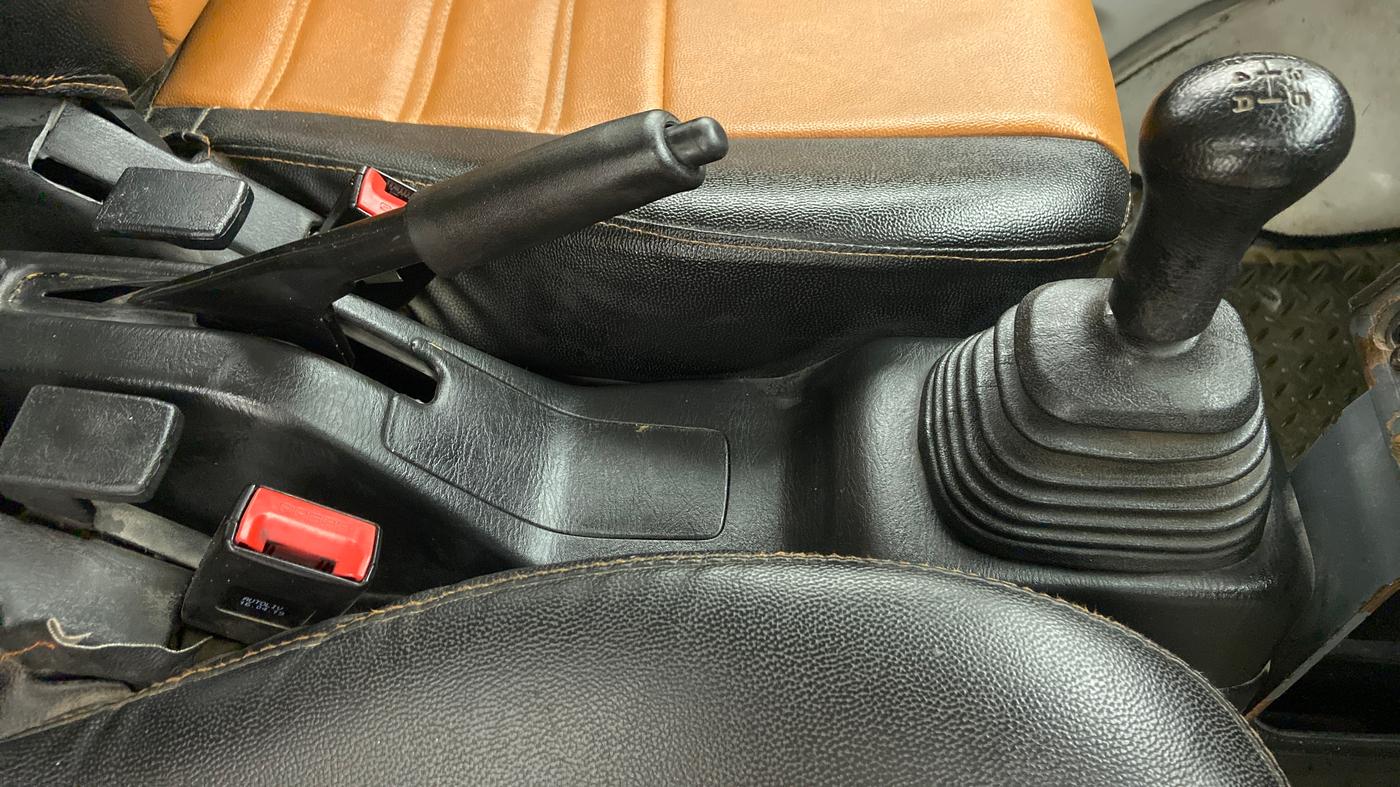2019 Maruti Eeco 7 STR, Petrol, Manual, 22,008 km, Gear Lever
