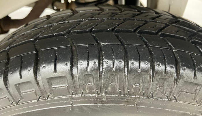 2019 Maruti Eeco 7 STR, Petrol, Manual, 22,008 km, Left Rear Tyre Tread