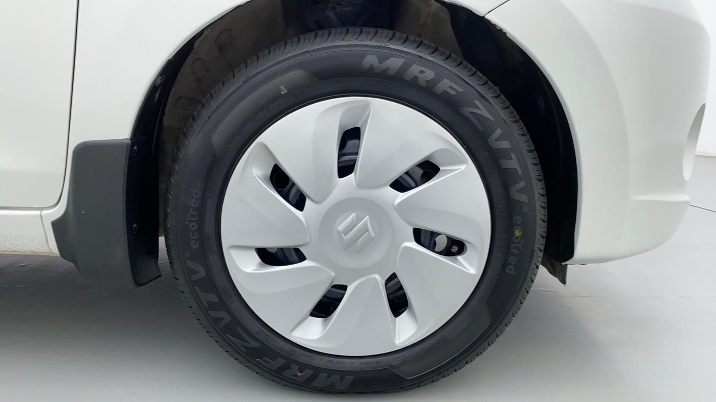 2016 Maruti Celerio ZDI, Diesel, Manual, 32,357 km, Right Front Wheel