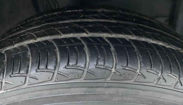2018 Toyota YARIS G CVT, Petrol, Automatic, 18,945 km, Right Front Tyre Tread
