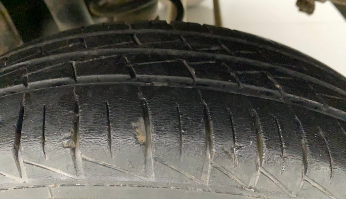 2019 Maruti Alto LXI, Petrol, Manual, 18,851 km, Left Rear Tyre Tread