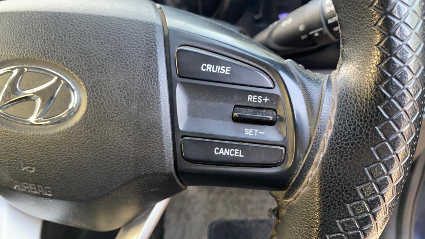 2020 Hyundai VENUE SX 1.0 TURBO, Petrol, Manual, 48,521 km, Adaptive Cruise Control
