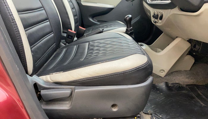 2015 Maruti Alto K10 VXI, Petrol, Manual, 89,262 km, Driver Side Adjustment Panel