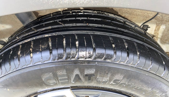 2022 Hyundai VENUE S (O) 1.0 TURBO IMT, Petrol, Manual, 7,077 km, Right Rear Tyre Tread