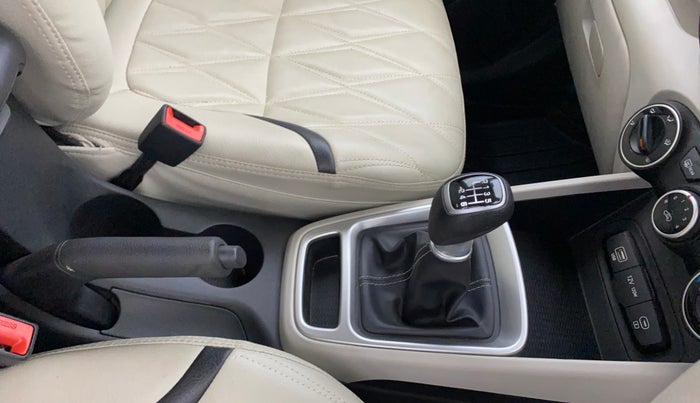 2022 Hyundai VENUE S (O) 1.0 TURBO IMT, Petrol, Manual, 7,077 km, Gear Lever