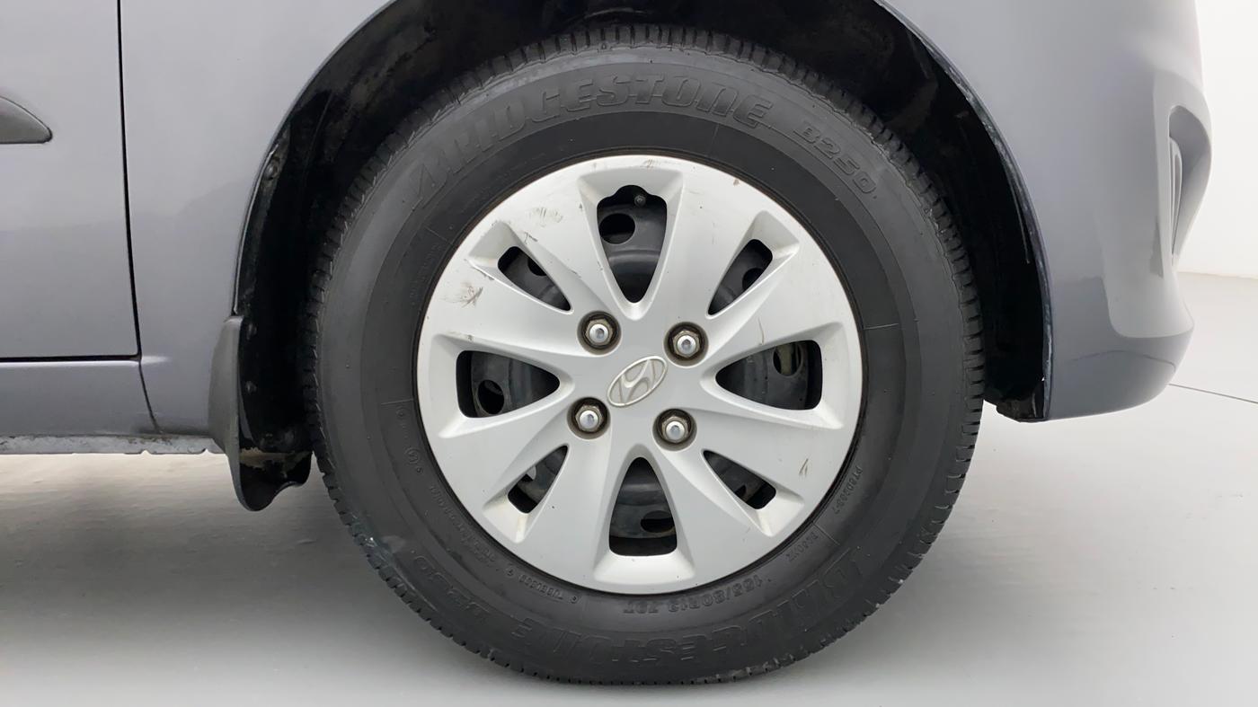2013 Hyundai i10 MAGNA 1.2 KAPPA2, Petrol, Manual, 35,729 km, Right Front Wheel