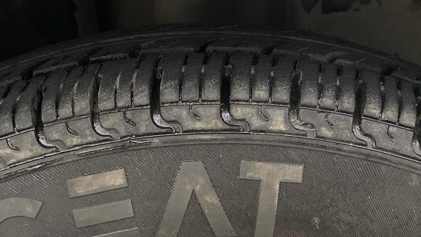 2019 Renault Kwid RXT 1.0 (O), Petrol, Manual, 83,893 km, Right Front Tyre Tread