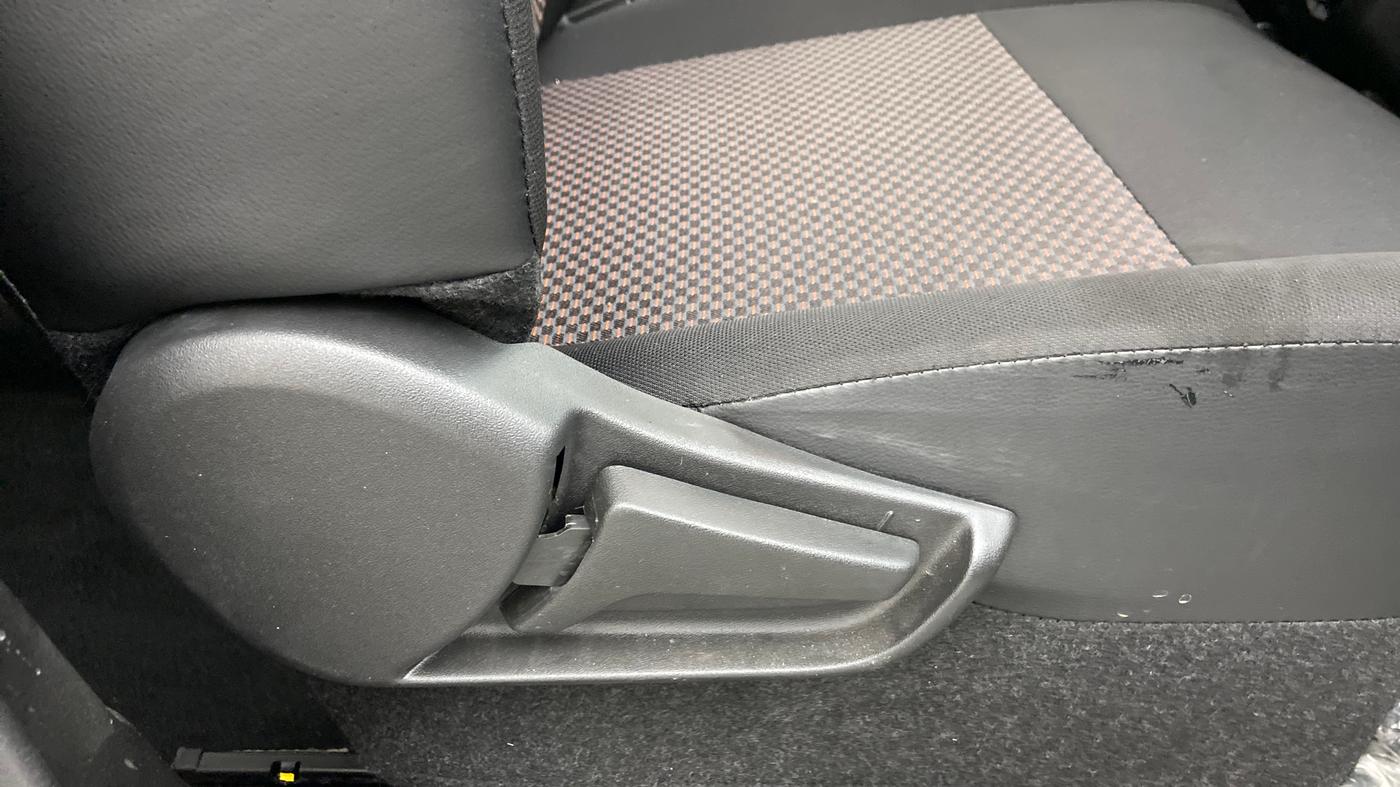 2021 Maruti S PRESSO VXI PLUS, Petrol, Manual, 115 km, Driver Side Adjustment Panel