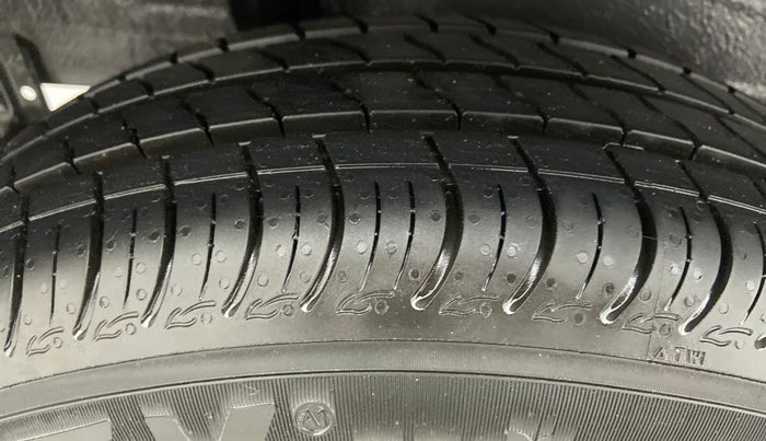 2021 Maruti S PRESSO VXI PLUS, Petrol, Manual, 115 km, Right Rear Tyre Tread