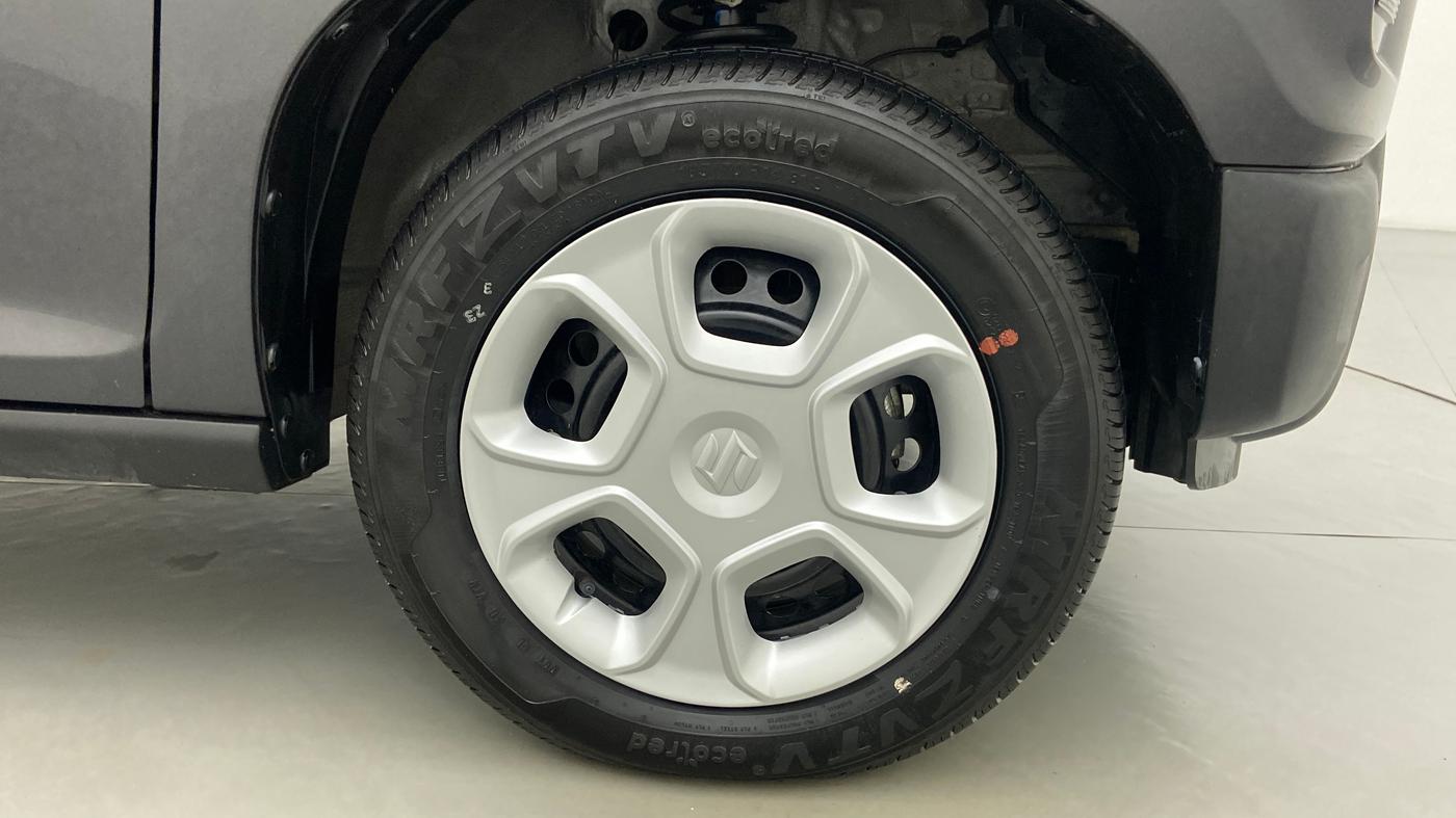 2021 Maruti S PRESSO VXI PLUS, Petrol, Manual, 115 km, Right Front Wheel