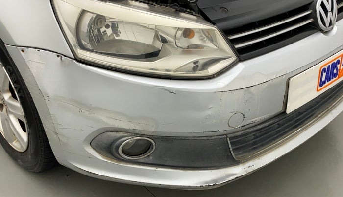 2010 Volkswagen Vento COMFORTLINE 1.6, Petrol, Manual, 74,715 km, Front bumper - Minor scratches