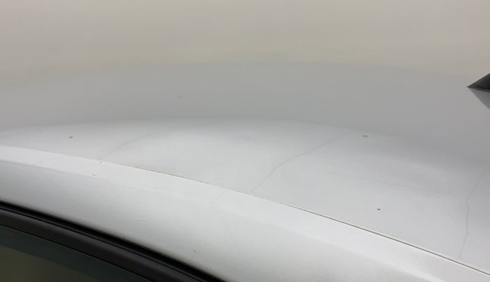 2010 Volkswagen Vento COMFORTLINE 1.6, Petrol, Manual, 74,715 km, Roof - Slightly dented