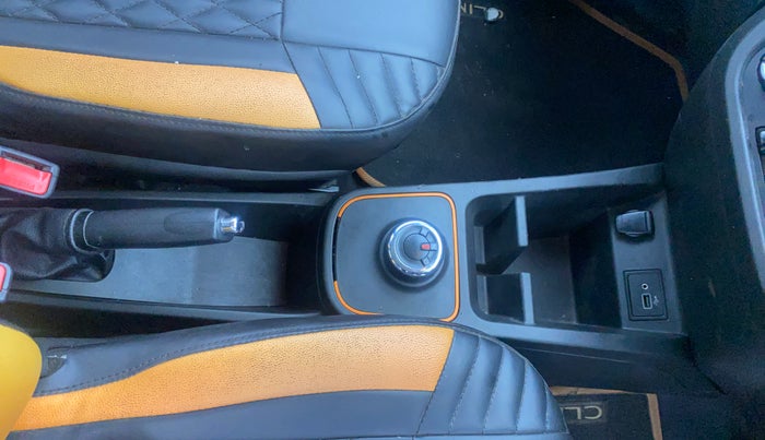 2020 Renault Kwid CLIMBER 1.0 AMT (O), Petrol, Automatic, 46,707 km, Gear Lever
