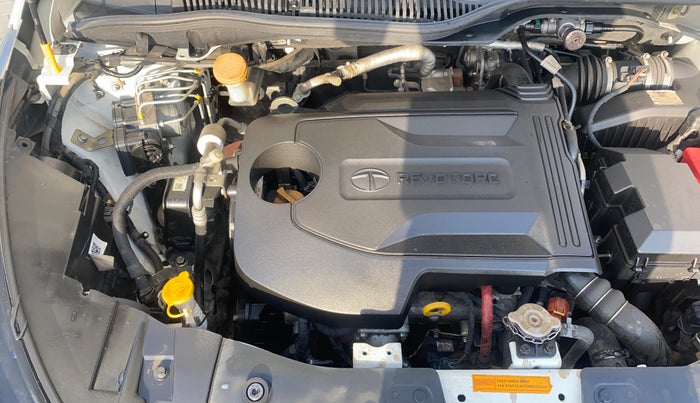 2020 Tata ALTROZ XZ DIESEL, Diesel, Manual, 96,355 km, Engine View - Right