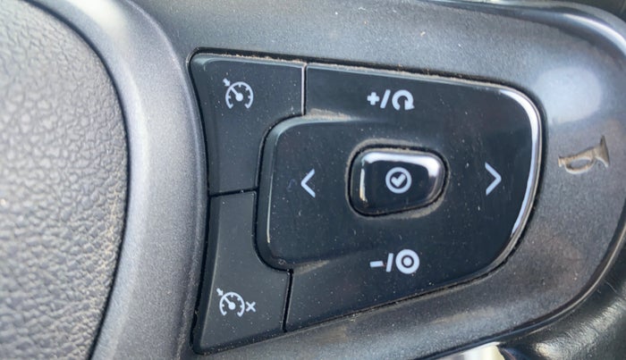 2020 Tata ALTROZ XZ DIESEL, Diesel, Manual, 96,355 km, Adaptive Cruise Control