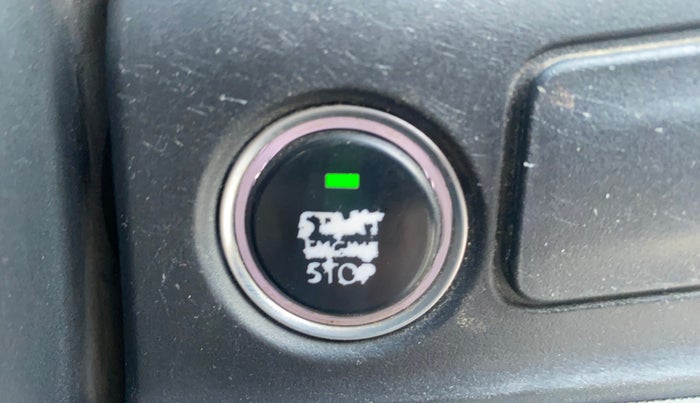 2020 Tata ALTROZ XZ DIESEL, Diesel, Manual, 96,355 km, Keyless Start/ Stop Button