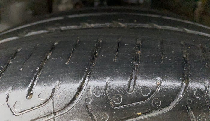 2013 Honda City 1.5L I-VTEC V AT, CNG, Automatic, 67,024 km, Left Front Tyre Tread
