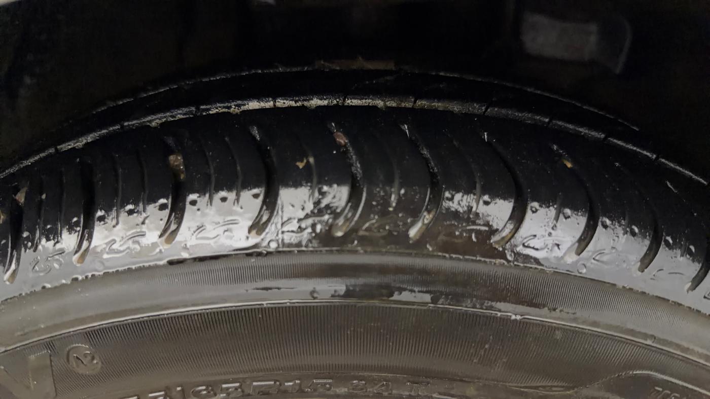 2019 Tata Tiago XZ PLUS PETROL, Petrol, Manual, 73,697 km, Right Front Tyre Tread