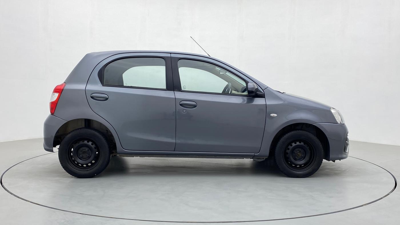 2017 Toyota Etios Liva GD, Diesel, Manual, 62,417 km, Right Side View